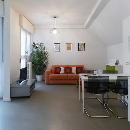 Italianway Easy - Plinio 64 Apartament