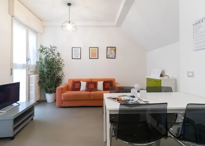 Italianway Easy - Plinio 64 Mediolan