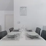 Appartement Italianway Easy - Plinio 64 *